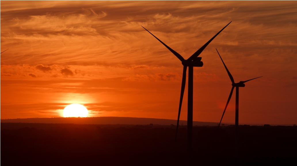 V112 installation, Macarthur Windfarm, Australia | India Power Factor